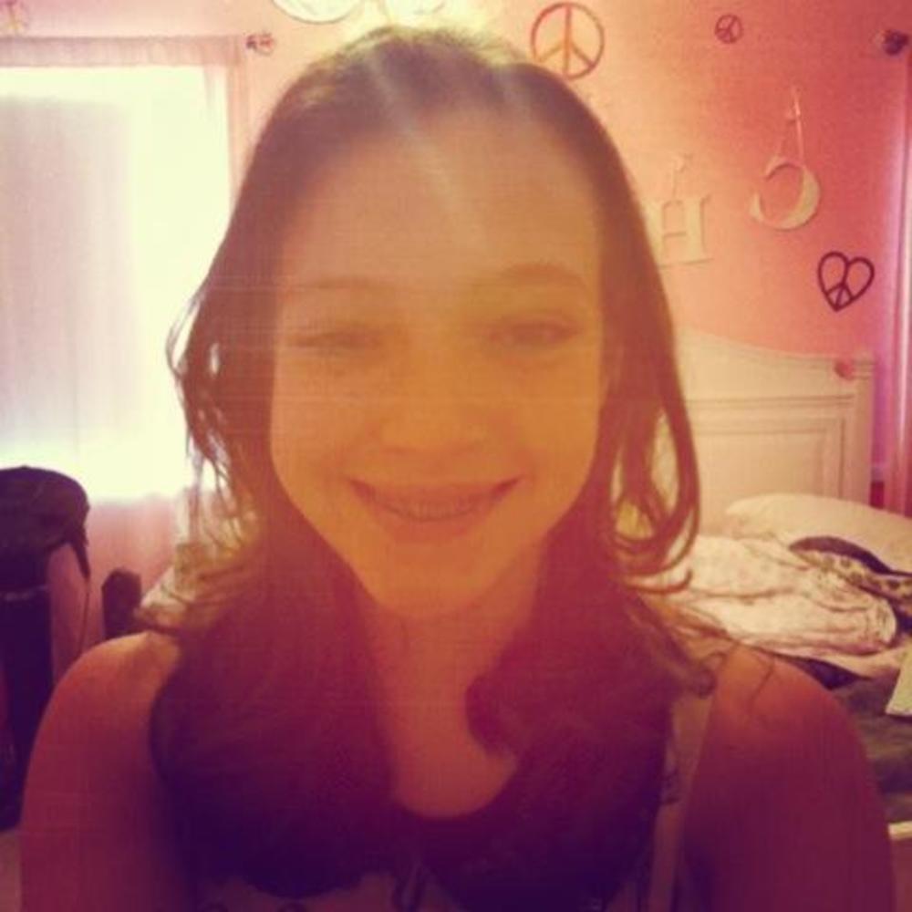 Meet your Posher, Chloe